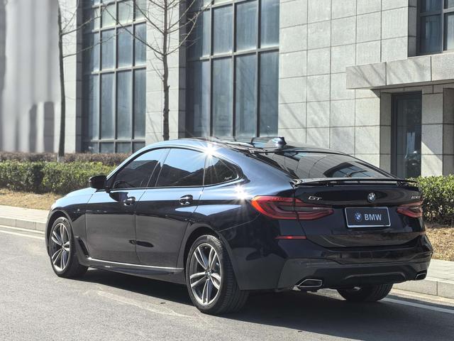 BMW 6 Series GT 2019 car image #11