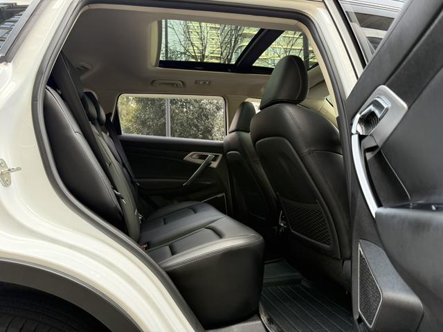 GEELY Boyue 2017 car image #11