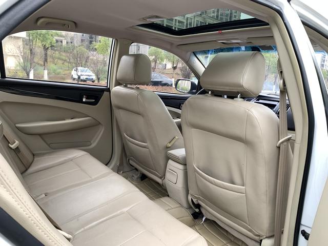 GEELY GC7 2013 car image #11