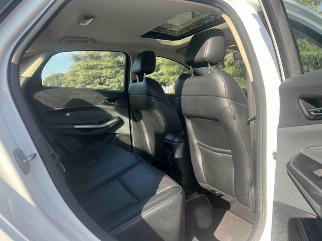 Ford Escort 2016 #11 Ford Escort 2016 car image #11