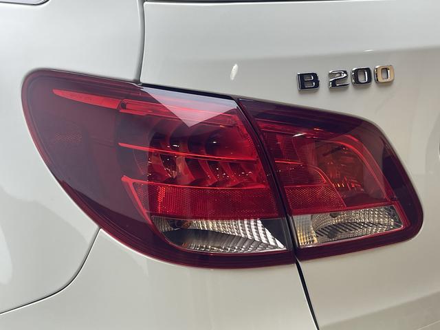 Mercedes-Benz B Class 2019 car image #11