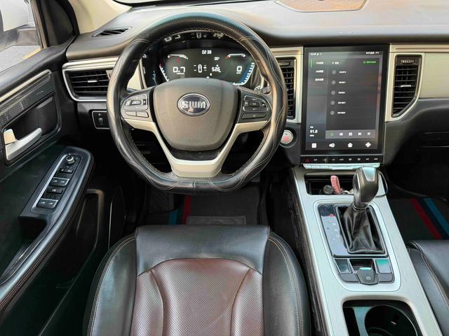 SWM斯威汽车 SWM斯威G05 2020 #11 SWM斯威汽车 SWM斯威G05 2020 汽车图片 #11