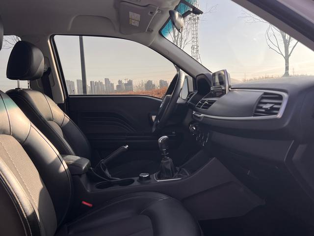 Great Wall Wingle 7 2023 immagine di auto #11