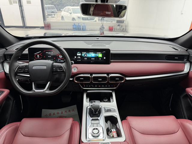Jetour X70 PLUS 2022 car image #11