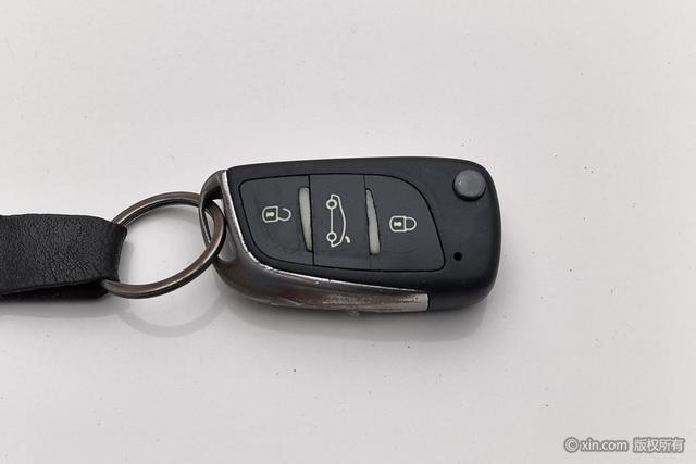 MG 3 2017 car image #11