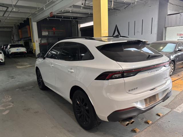 Forthing T5 EVO 2021 #11 Forthing T5 EVO 2021 car image #11