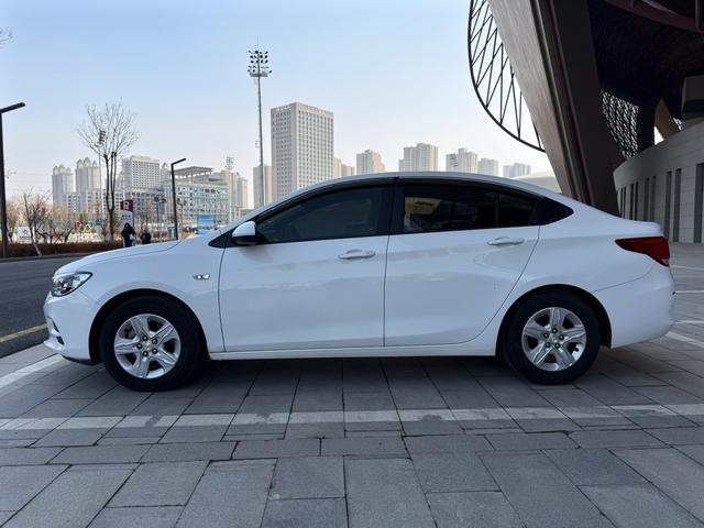 Chevrolet Cavalier 2018 immagine di auto #11