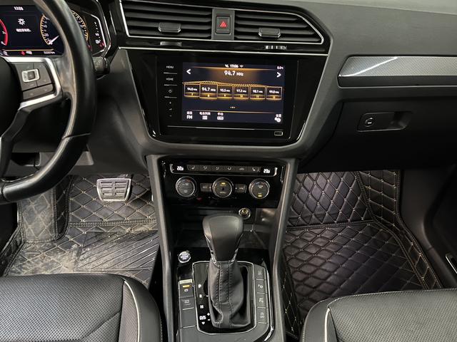 Volkswagen Tiguan L 2020 car image #11