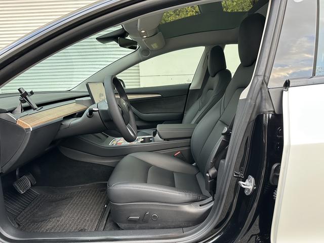 Tesla Model 3 2022 car image #11