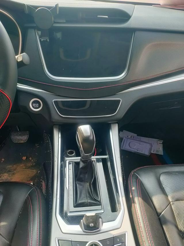 SWM斯威汽车 SWM斯威G01 2018 汽车图片 #11