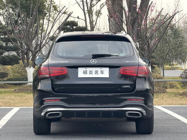 Mercedes-Benz GLC Class 2022 car image #11
