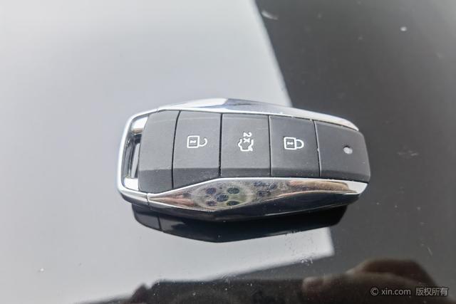 JAC X8 PLUS 2024 #11 JAC X8 PLUS 2024 immagine di auto #11