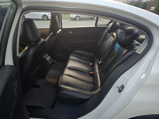 Peugeot 408 2017 #11 Peugeot 408 2017 car image #11