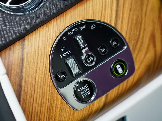 劳斯莱斯 库里南 2018 汽车图片 #11