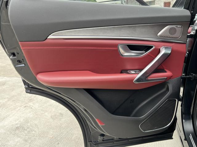X70 PLUS 2020 #11 X70 PLUS 2020 car image #11