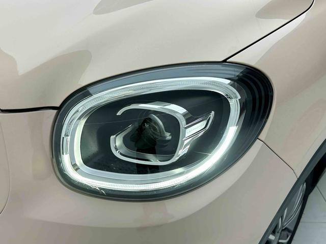 零跑汽车 零跑T03 2022 汽车图片 #11