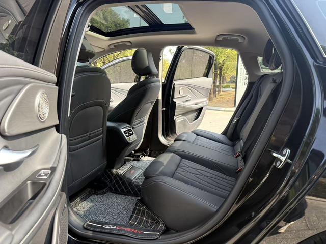 Chery Arrizo 8 2024 car image #11