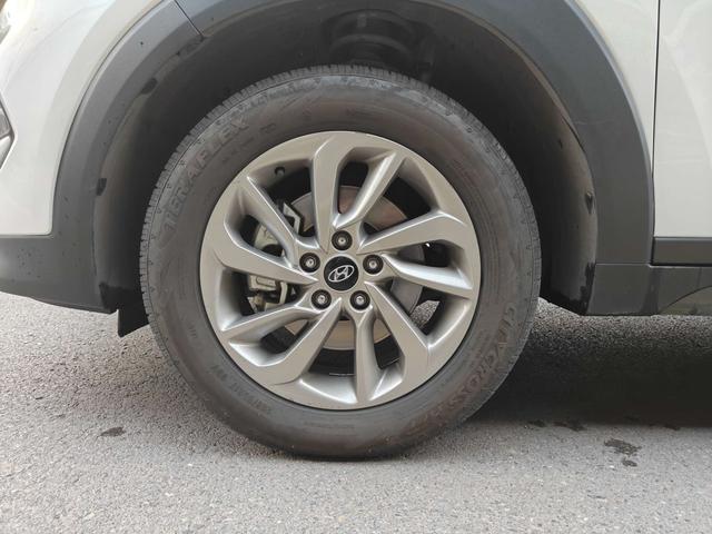 Hyundai Tucson 2016 car image #11