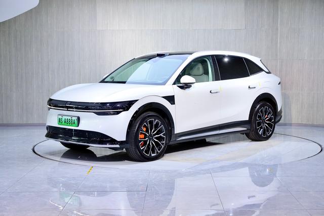 极氪 极氪7X 2024 汽车图片 #11