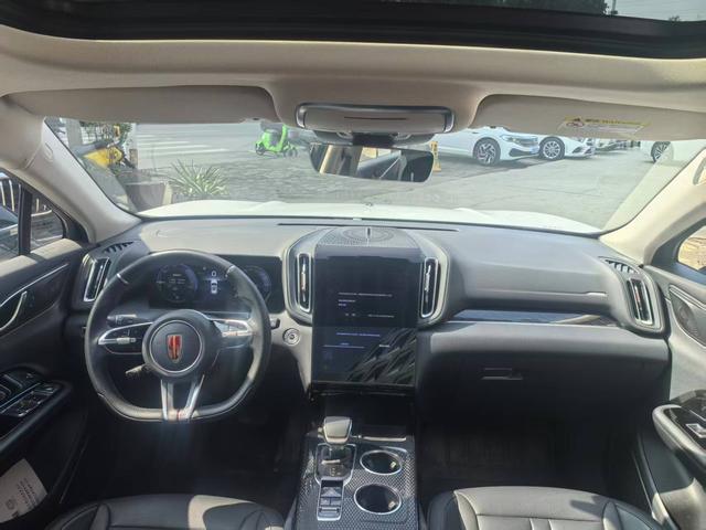 HongQi HS3 PHEV 2025 car image #11