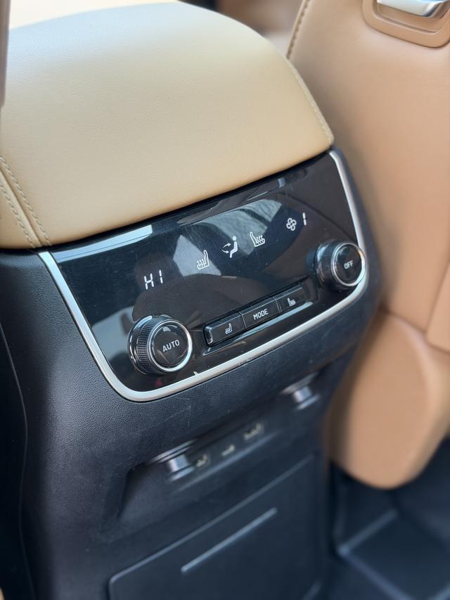 Li One 2022 изображение автомобиля #11