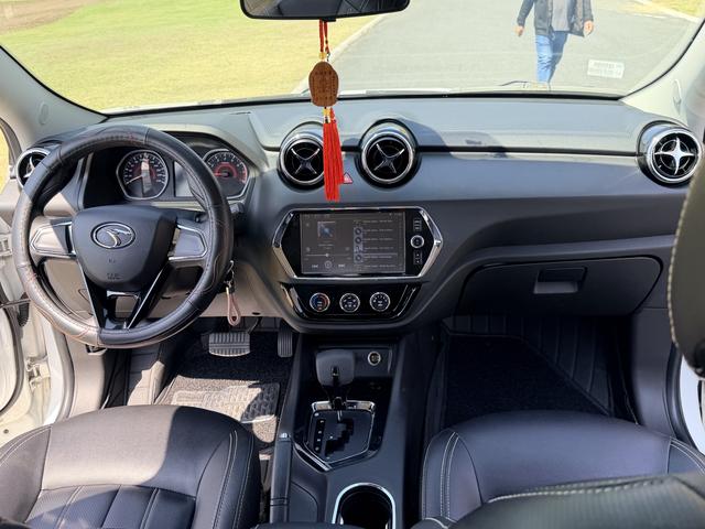 Soueast DX3 2020 car image #11