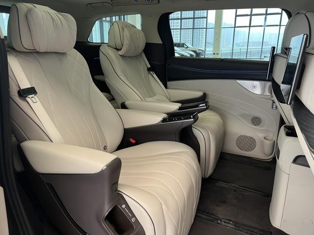 腾势 腾势D9 2024 汽车图片 #11