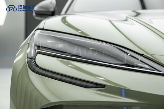 BYD Sea Lion 07 EV 2024 car image #11