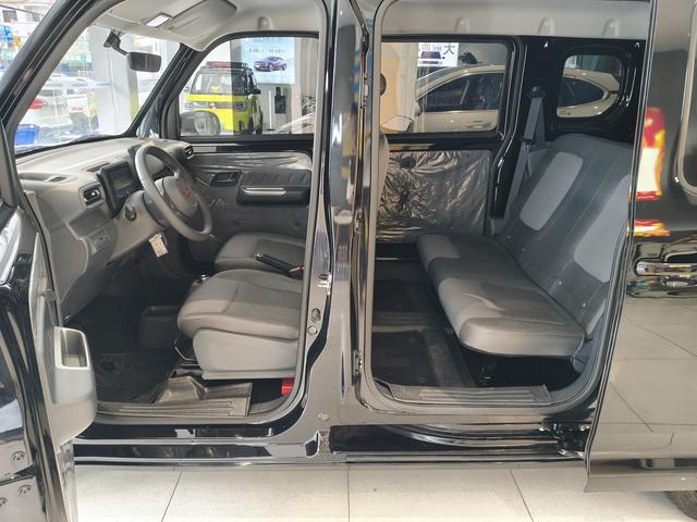 Wuling Zhiguang New Energy 2025 صورة سيارة #11