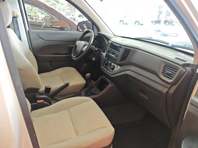 Wuling Hongguang V 2019 car image #11