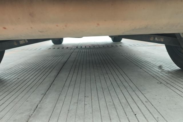 Forthing JOYEAR X5 2014 изображение автомобиля #11