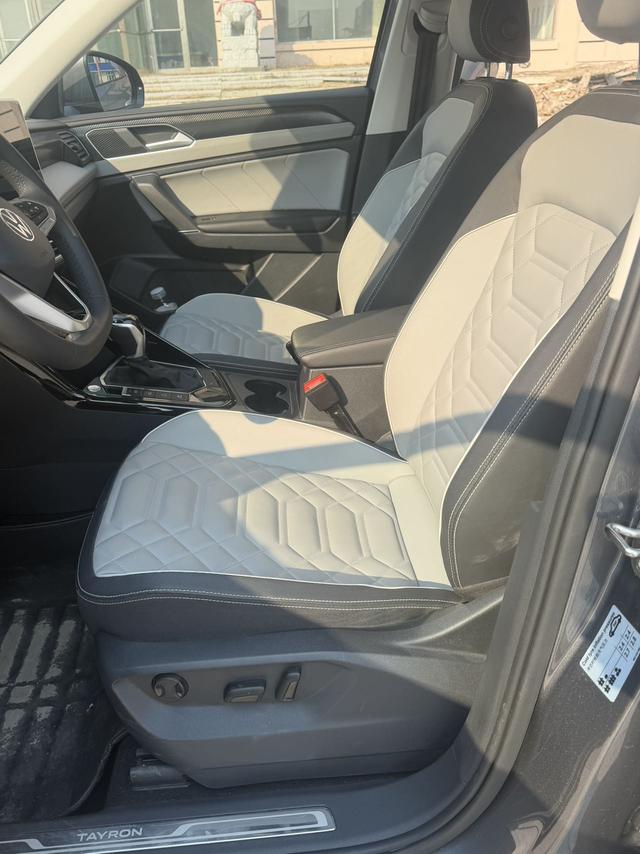 Volkswagen Tayron 2022 car image #11