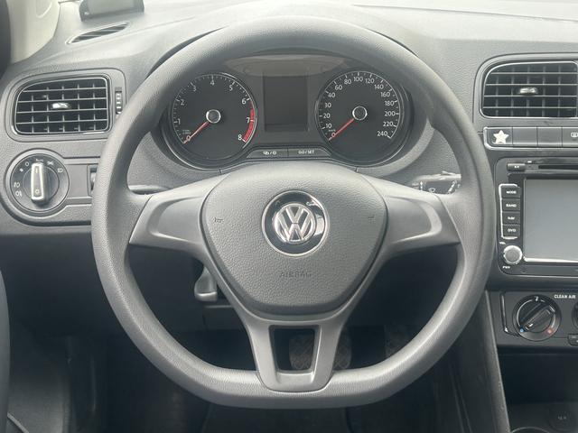 Volkswagen Polo 2018 car image #11
