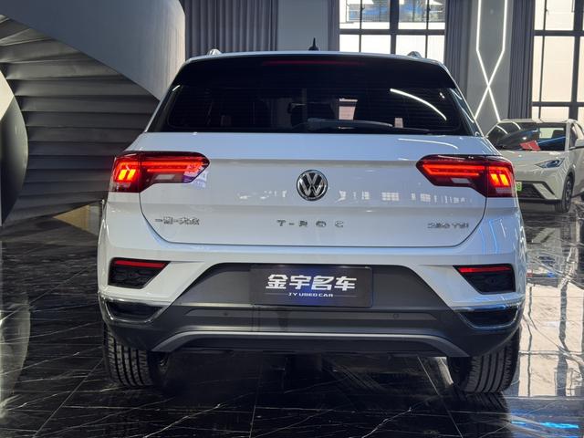 Volkswagen T-Roc 2020 car image #11