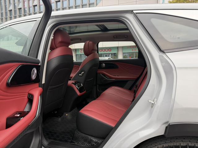 Exceed Yaoguang 2024 imagen de coche #11