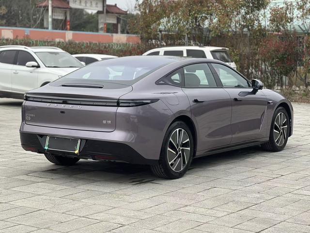 Exceed Stellar Era ES 2025 изображение автомобиля #11