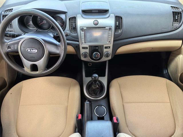 Kia Forte 2012 imagen de coche #11