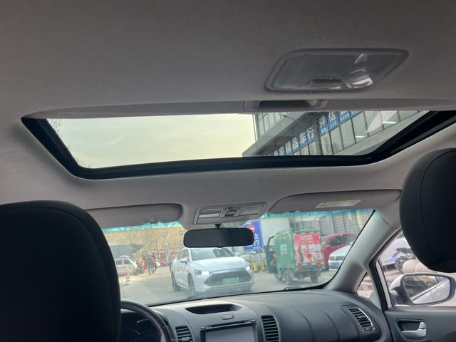 Kia Forte Koup 2014 image de voiture #11