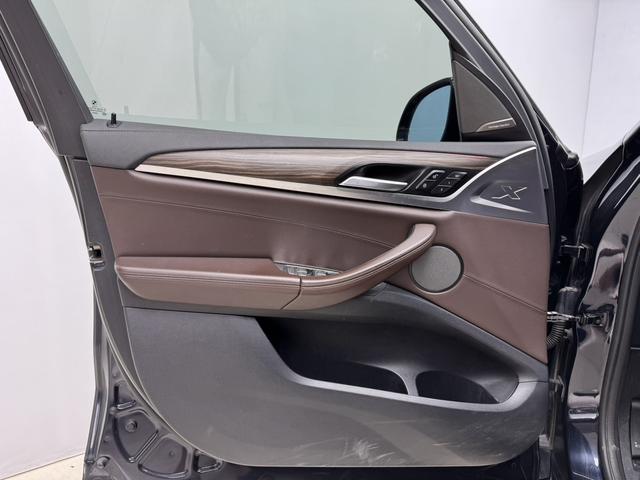 BMW X3 2020 immagine di auto #11