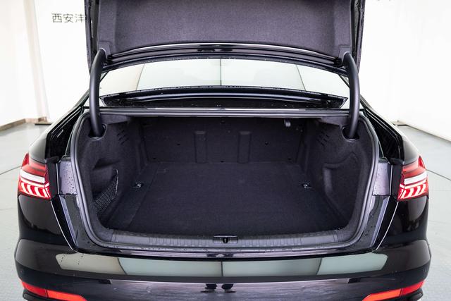 Audi A6L 2023 imagem de carro #11