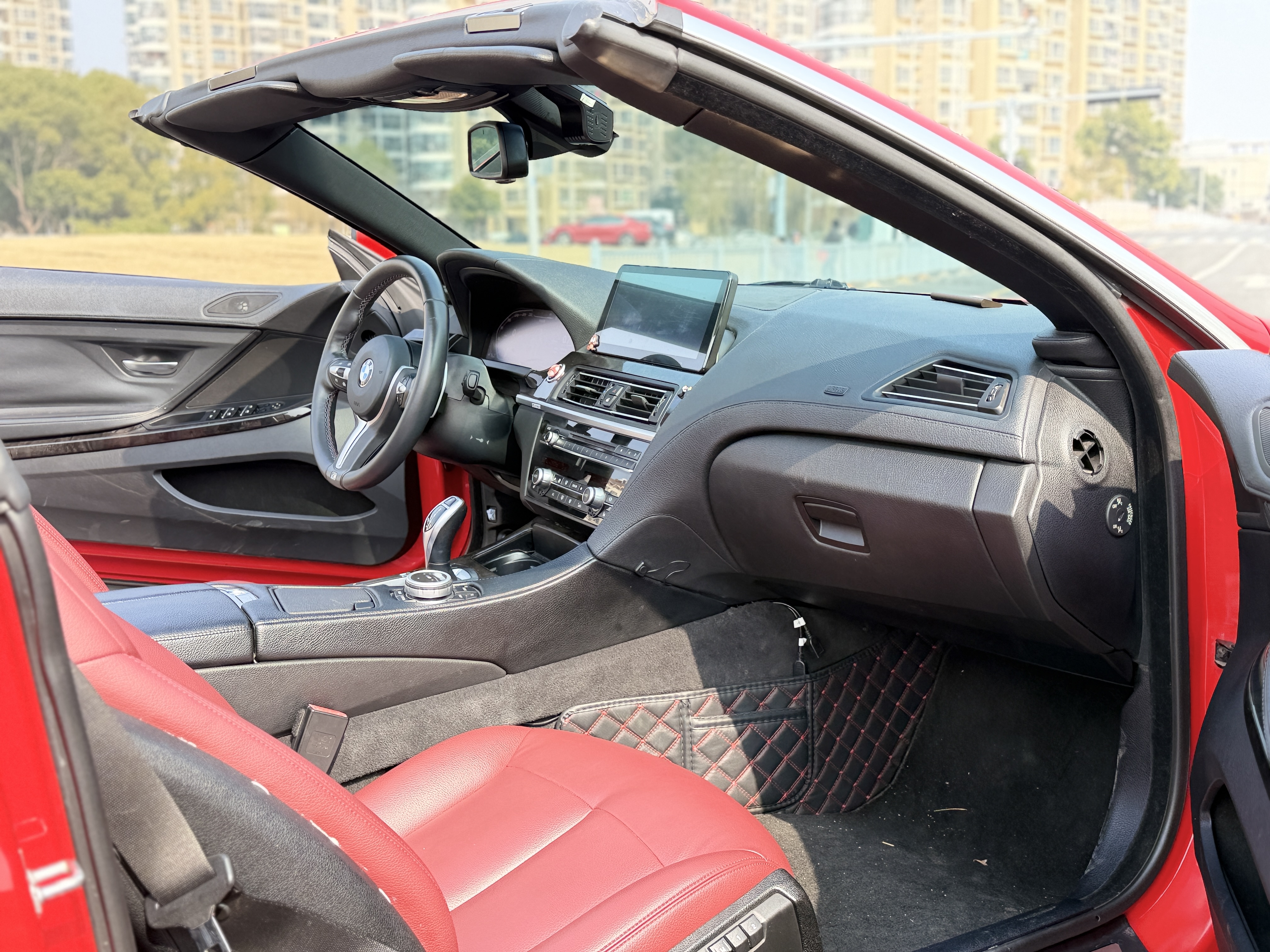 BMW 6 Series 2011 car image #11