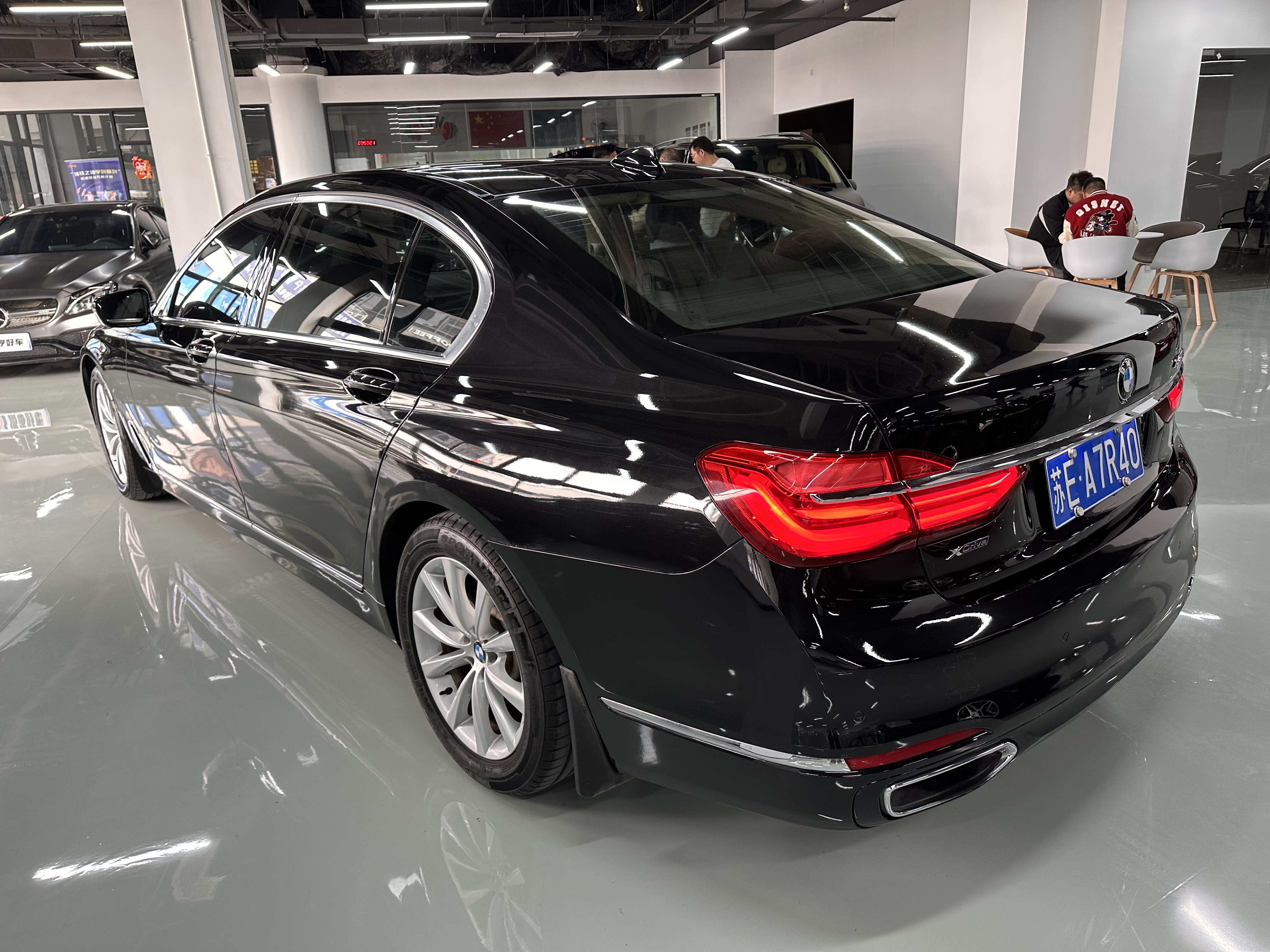BMW 7 Series 2017 #11 BMW 7 Series 2017 car image #11