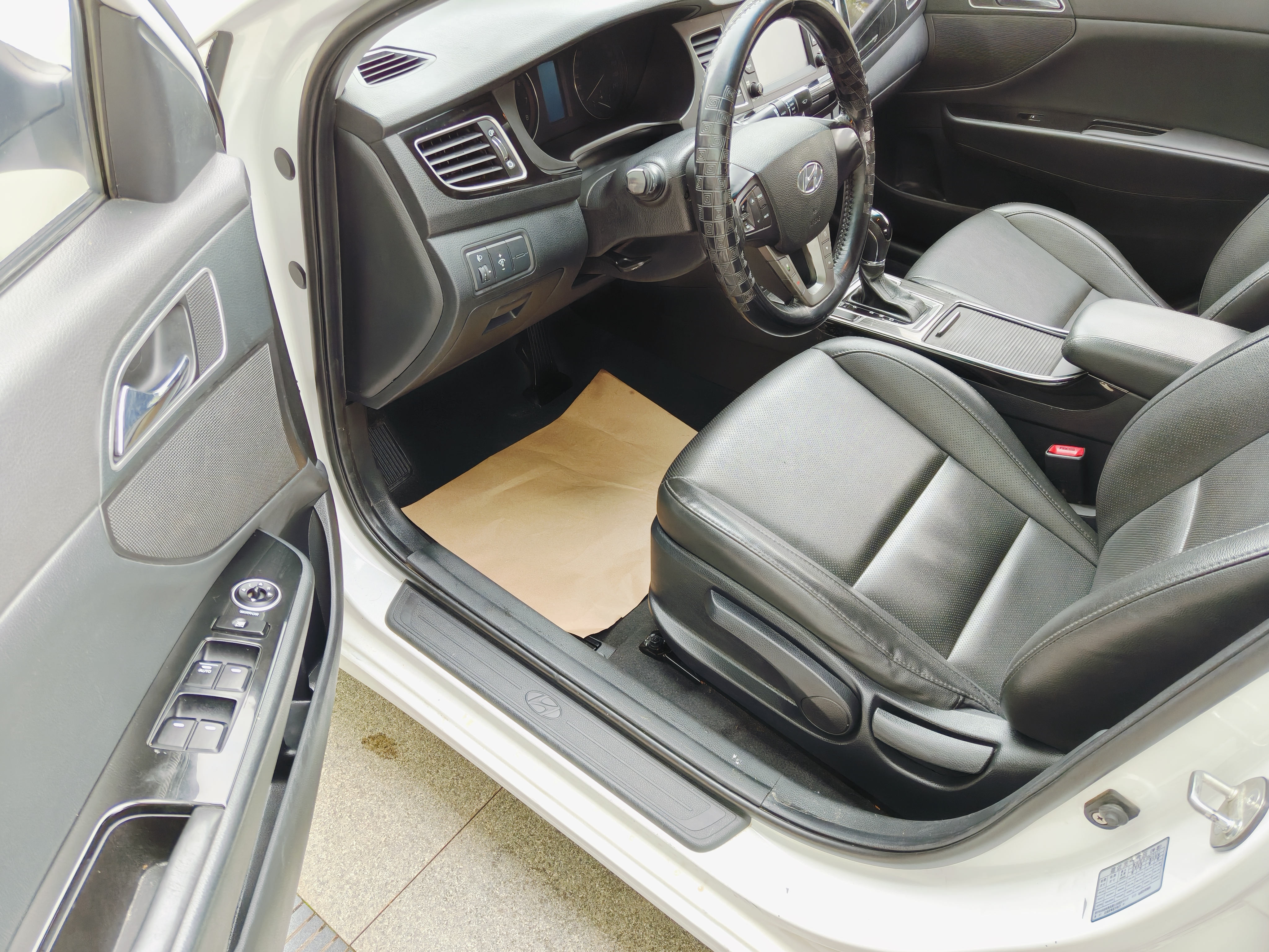 Hyundai Mistra 2016 car image #11