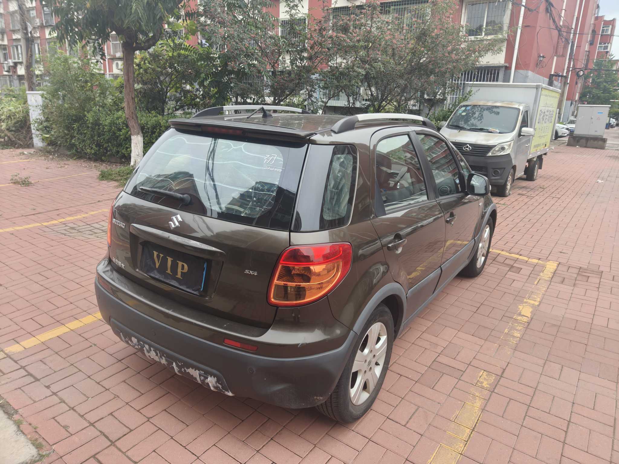 Suzuki SX4 Sedan 2013 imagem de carro #11