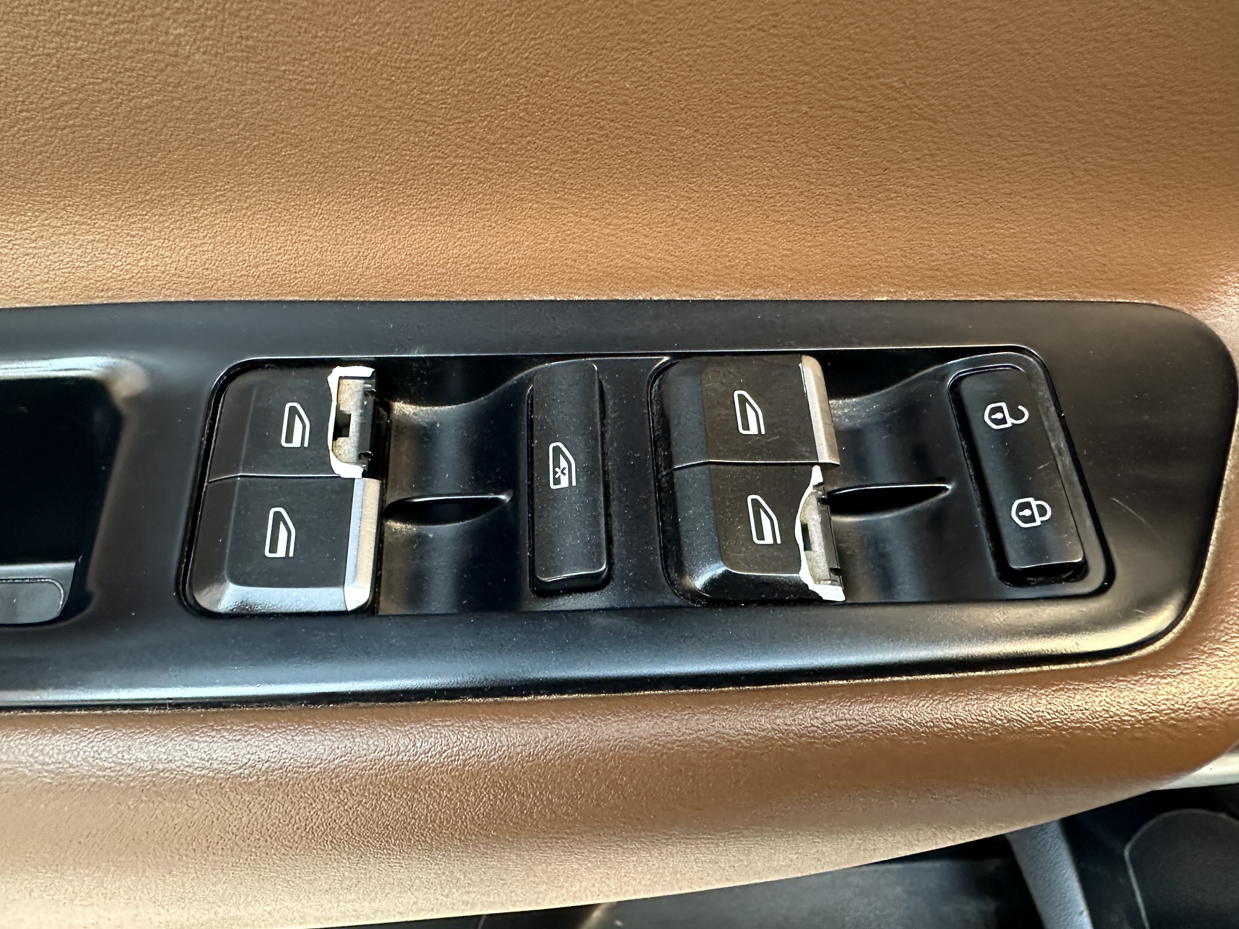 GEELY Boyue 2016 immagine di auto #11
