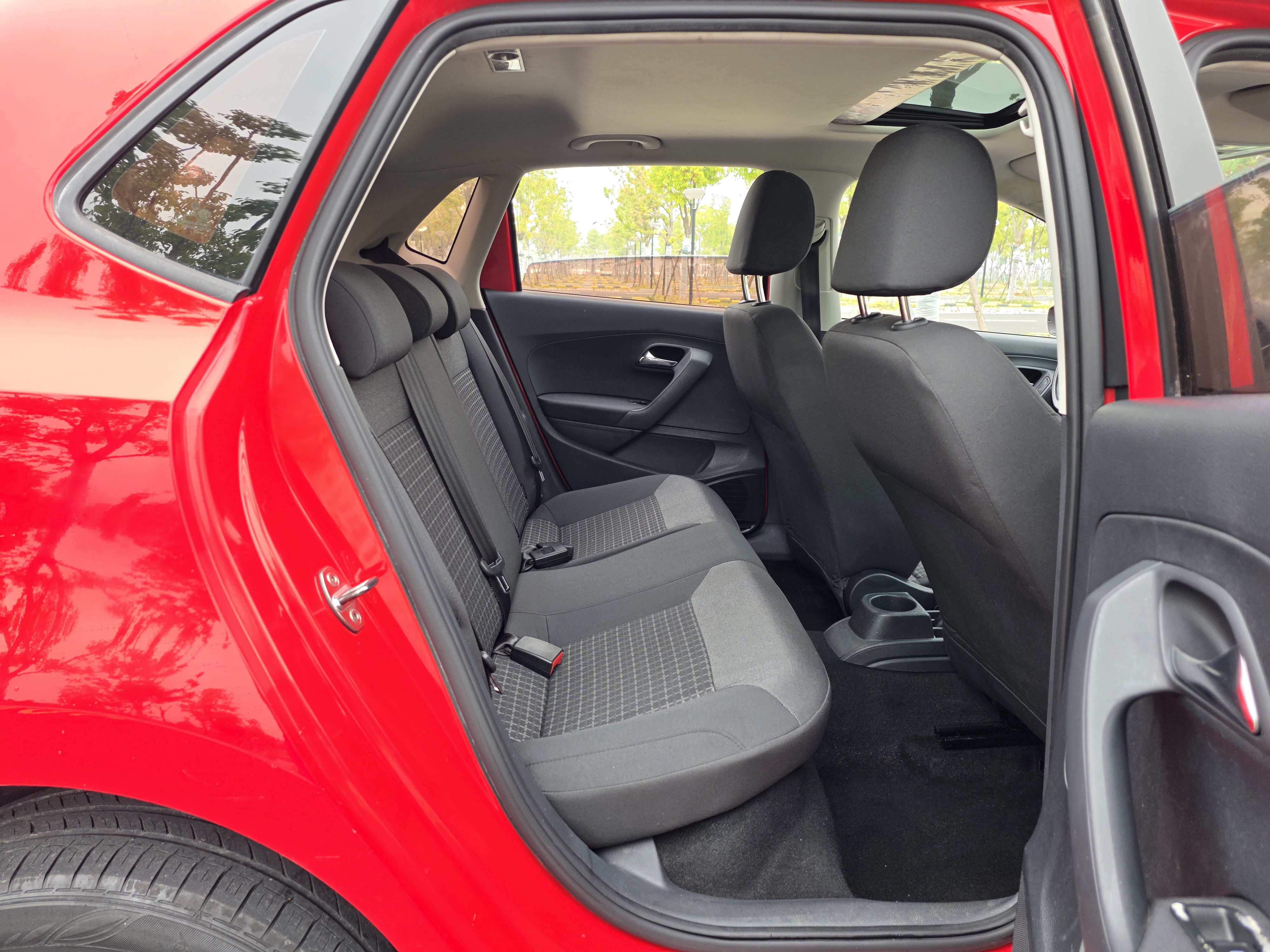 Volkswagen Polo 2017 #11 Volkswagen Polo 2017 car image #11
