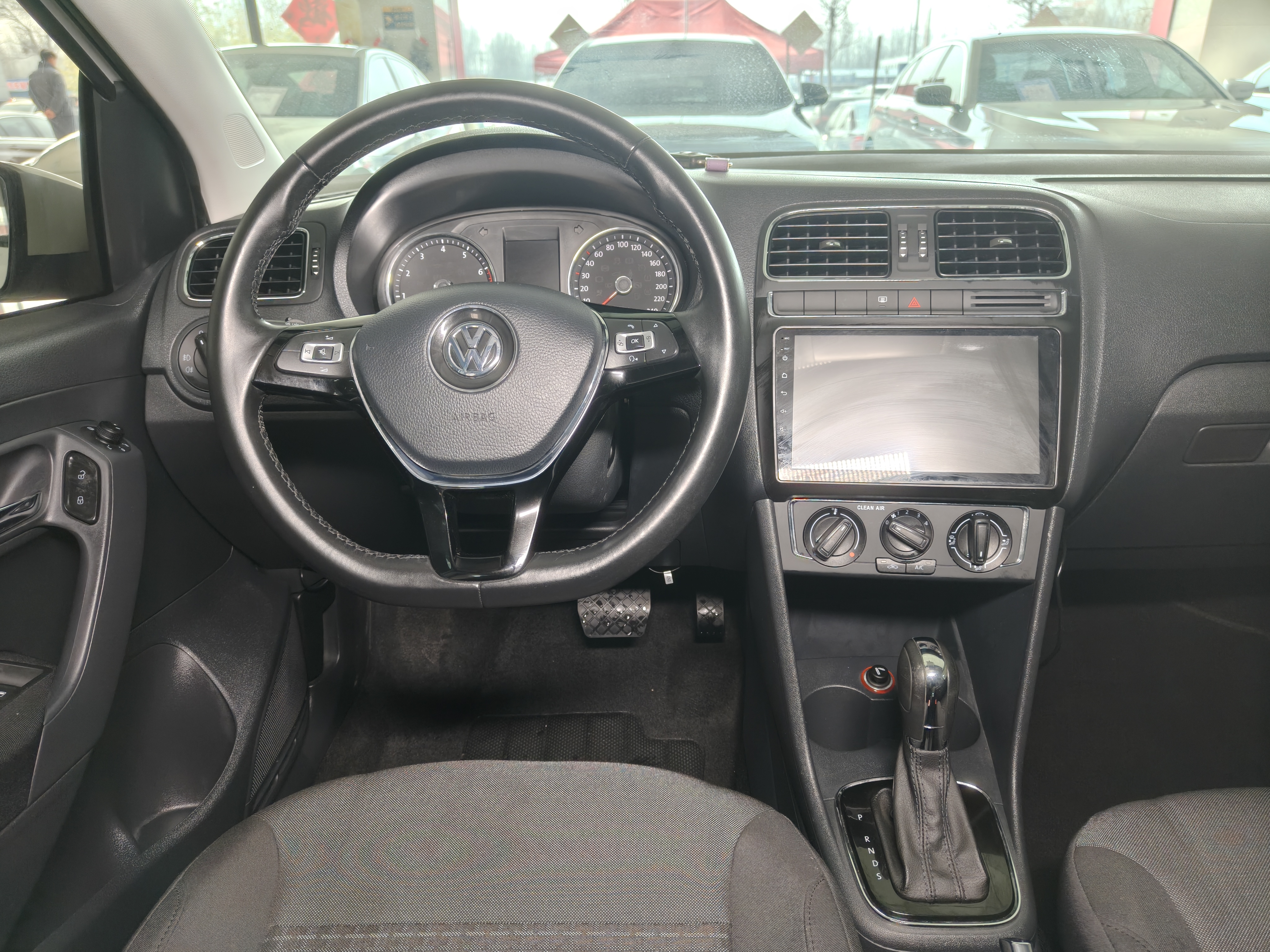 Polo 2017 #11 Polo 2017 car image #11