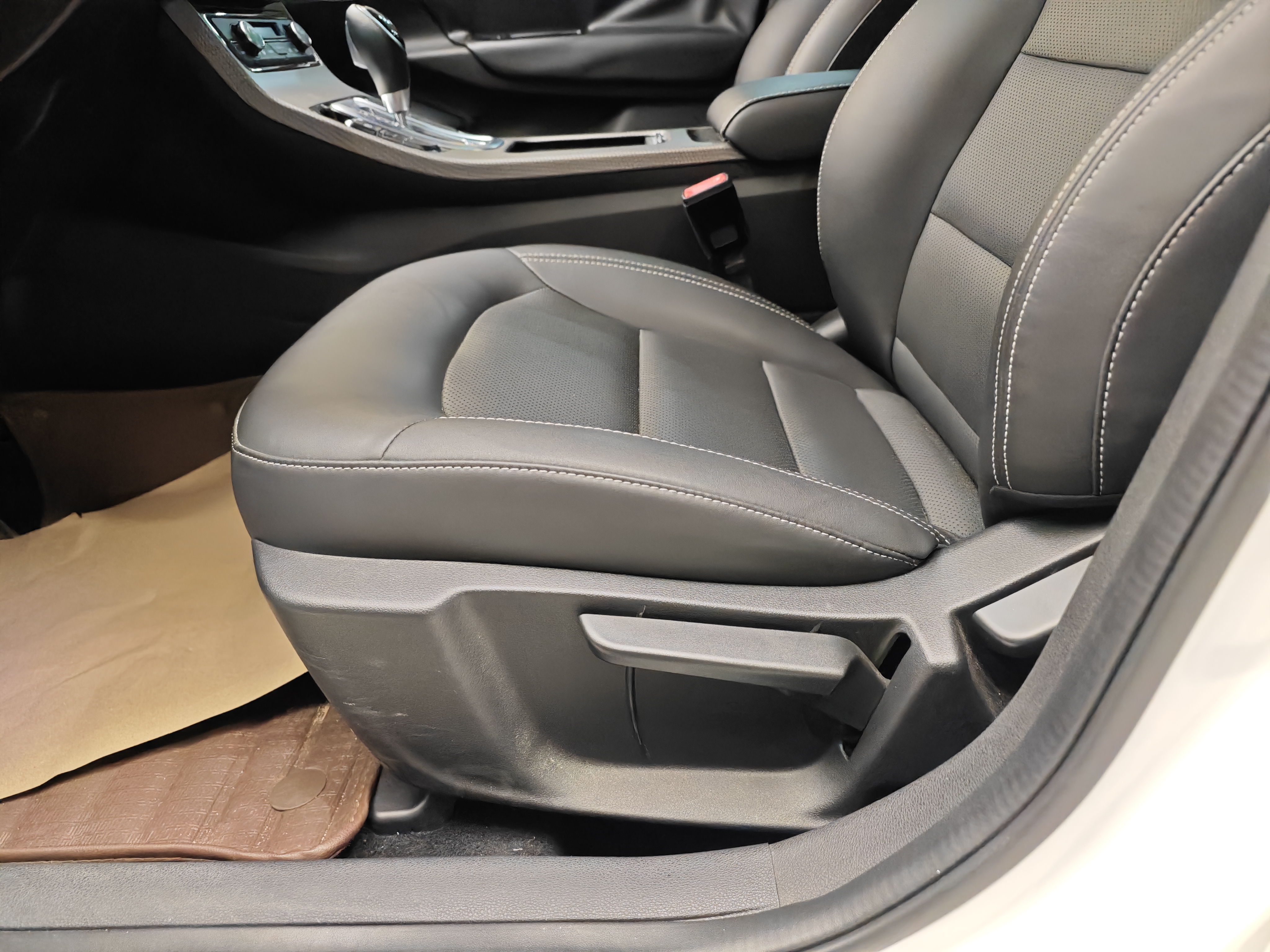 GEELY 2017 car image #11
