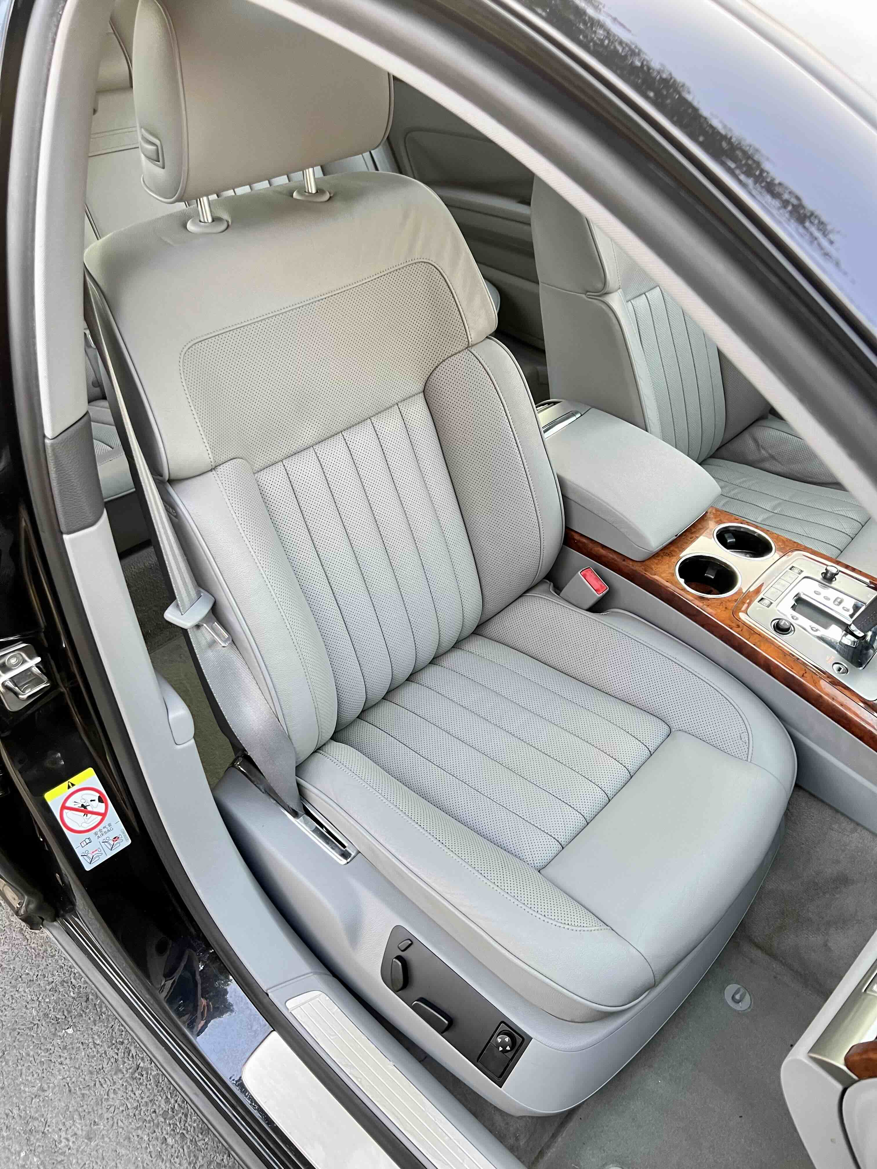 Volkswagen Pheaton 2015 immagine di auto #11