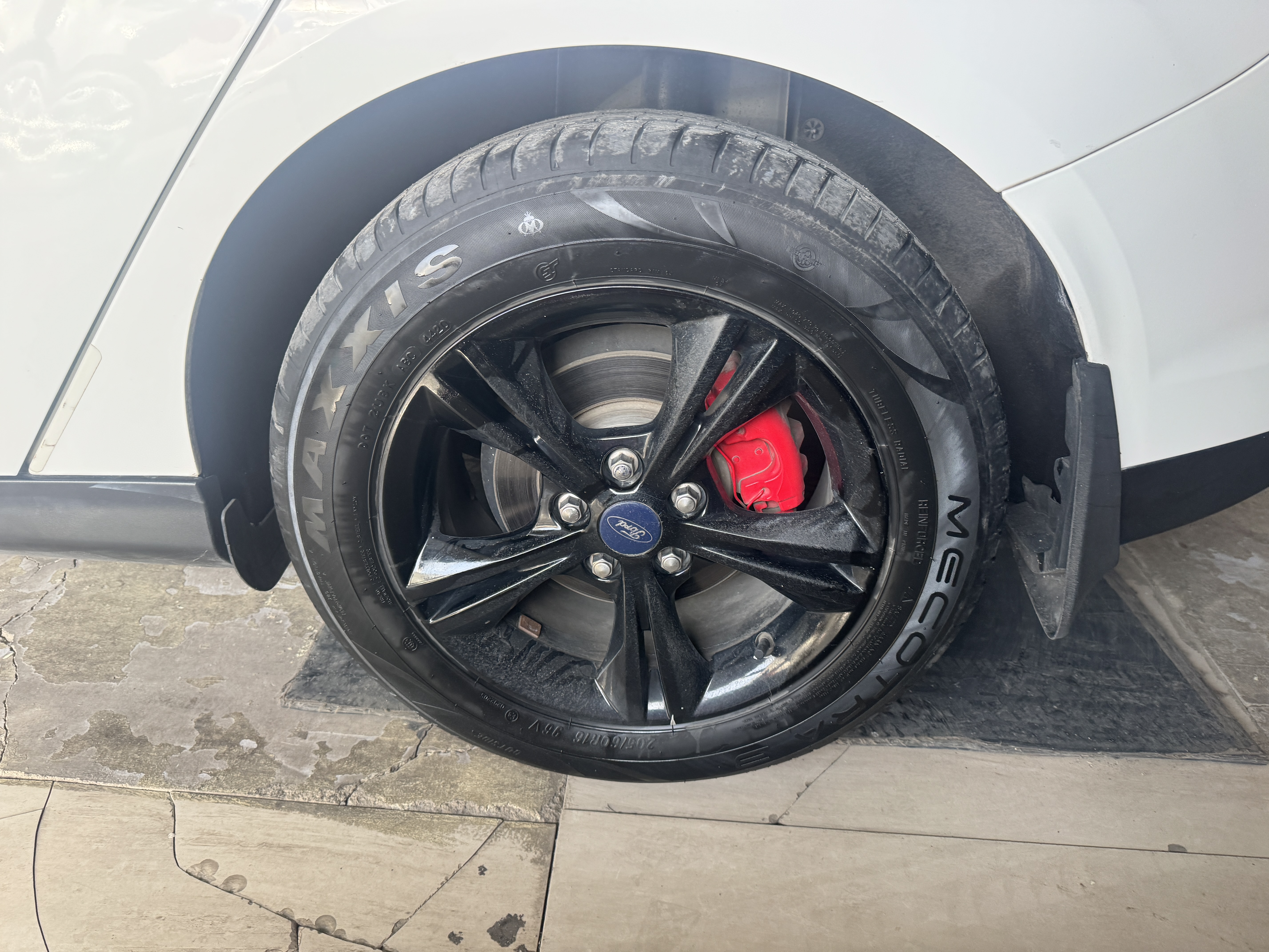 Ford Focus 2015 car image #11